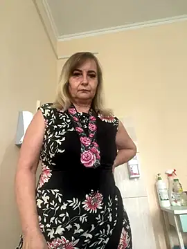 Irina2909xh online show from September 2025 12:05:01 PM