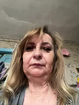 Snapshot of Irina2909@xh chatting on June 2026 06:37:02 AM Irina2909xh online show from June 2026 06:37:02 AM