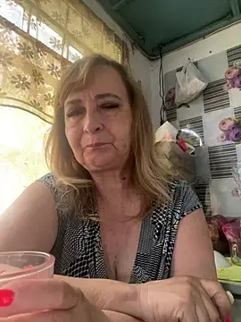 Snapshot of Irina2909@xh chatting on July 2026 09:01:01 AM Irina2909xh online show from July 2026 09:01:01 AM