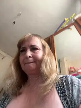 Snapshot of Irina2909@xh chatting on July 2026 05:55:02 AM Irina2909xh online show from July 2026 05:55:02 AM