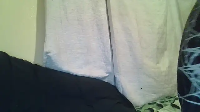 Snapshot of OscarbidD661 chatting on May 2026 08:44:01 AM OscarbidD661 online show from May 2026 08:44:01 AM