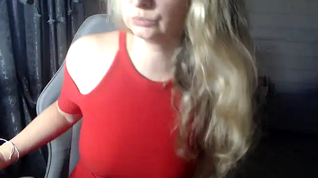 RubiLakros online show from November 2025 11:31:02 AM