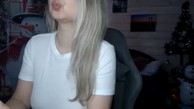 RubiLakros online show from January 2026 09:03:01 AM