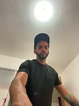 Moodxxx00 online show from February 2025 05:59:01 PM