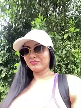 AshleyJhonson online show from November 2025 07:23:02 PM