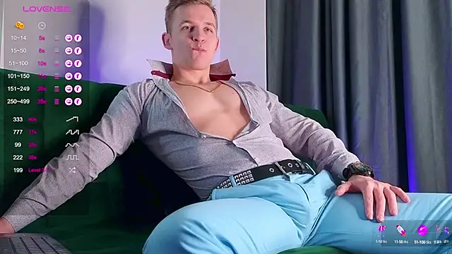 S3Xyes online show from January 2025 03:32:02 AM