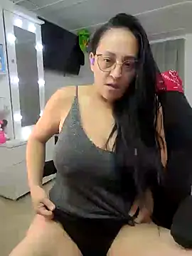 Snapshot of Ameliarizo chatting on March 2025 10:31:02 PM Ameliarizo online show from March 2025 10:31:02 PM