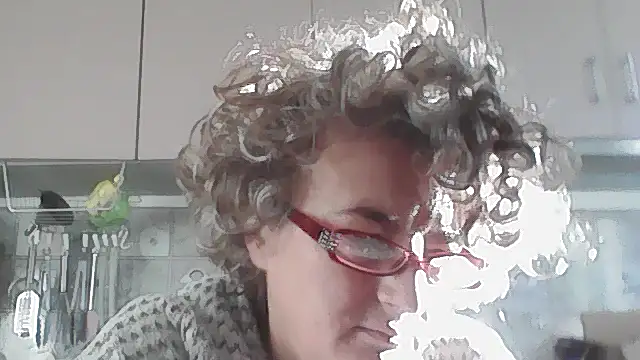 Sunnylarrah online show from September 2025 05:21:01 AM