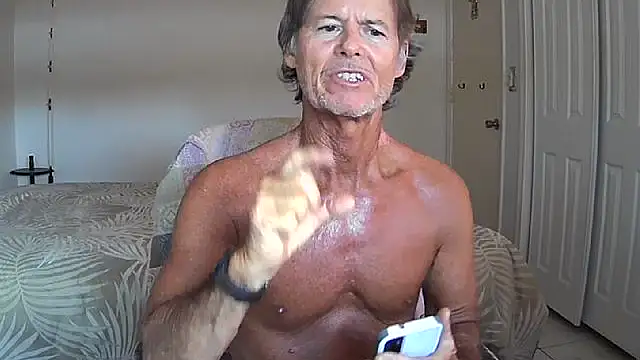 nakeedcowboi65 online show from April 2026 10:25:02 PM