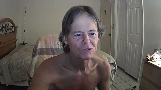 Snapshot of nakeedcowboi65 chatting on June 2026 07:20:01 AM nakeedcowboi65 online show from June 2026 07:20:01 AM