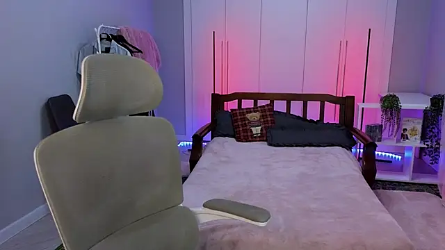 arlekincrop online show from December 2025 03:05:01 AM