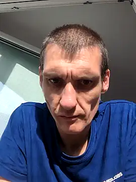 Snapshot of maciej chatting on May 2026 04:25:02 PM maciej online show from May 2026 04:25:02 PM