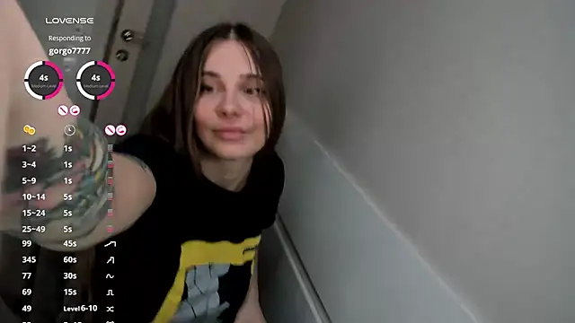 Snapshot of JuliaBusty chatting on February 2025 03:42:01 PM JuliaBusty online show from February 2025 03:42:01 PM