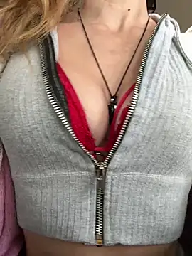 Heidi Harper online show from October 2025 08:37:02 AM