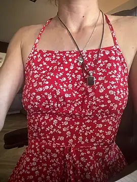 Snapshot of Heidi_Harper chatting on July 2026 04:11:01 PM Heidi Harper online show from July 2026 04:11:01 PM