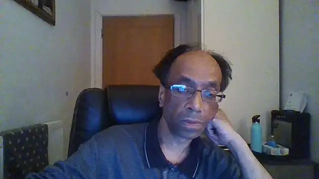 rauncher1 online show from December 2025 11:47:02 PM