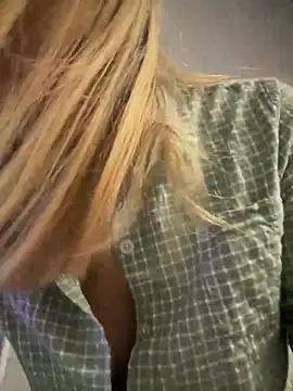 Susanel online show from January 2025 03:32:01 PM