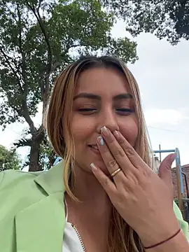 Brittanyrosexx online show from December 2025 09:21:02 PM