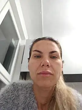 FeliciaKrige online show from January 2026 09:39:02 PM