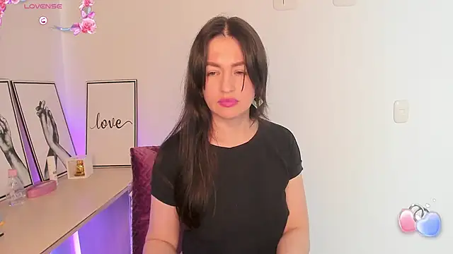 Snapshot of Andreamorreti chatting on March 2025 04:57:02 PM Andreamorreti online show from March 2025 04:57:02 PM
