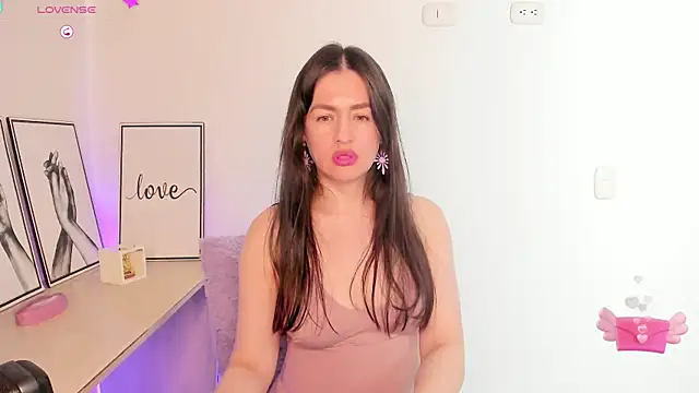 Snapshot of Andreamorreti chatting on March 2025 12:28:01 PM Andreamorreti online show from March 2025 12:28:01 PM