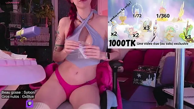 Snapshot of Indriya2x0 chatting on October 2025 07:53:01 PM Indriya2x0 online show from October 2025 07:53:01 PM