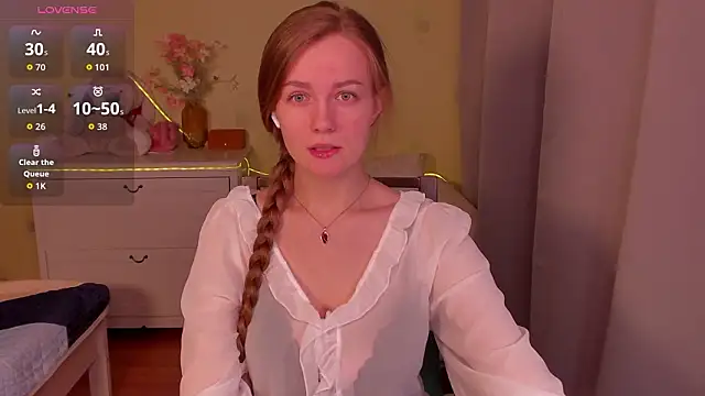 SweetMilkis online show from March 2026 07:30:01 PM