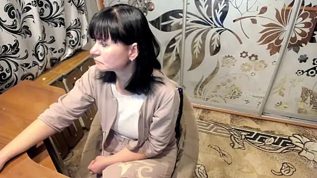 Snapshot of EVILENSA chatting on December 2024 02:27:01 PM EVILENSA online show from December 2024 02:27:01 PM