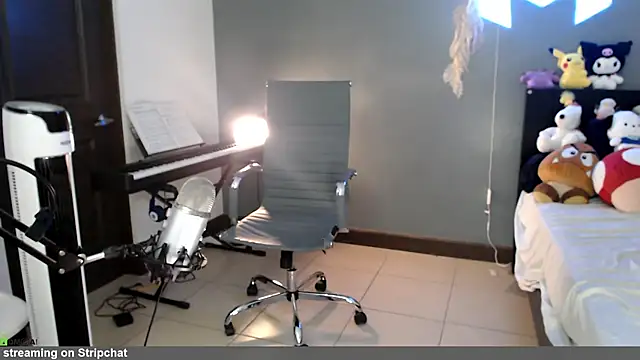 minarocket  online show from April 2026 05:43:02 PM