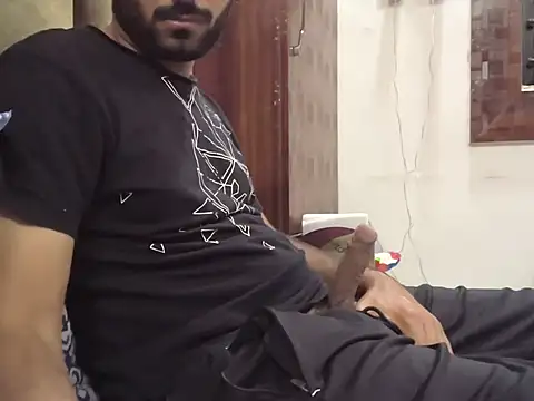 Snapshot of brownie_cake_cb chatting on October 2025 04:08:01 PM brownie cake cb online show from October 2025 04:08:01 PM