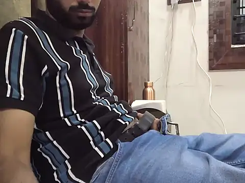 Snapshot of brownie_cake_cb chatting on November 2025 05:23:02 PM brownie cake cb online show from November 2025 05:23:02 PM