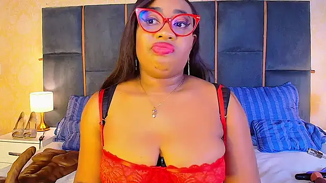 CaseyMoon online show from October 2025 12:39:01 PM