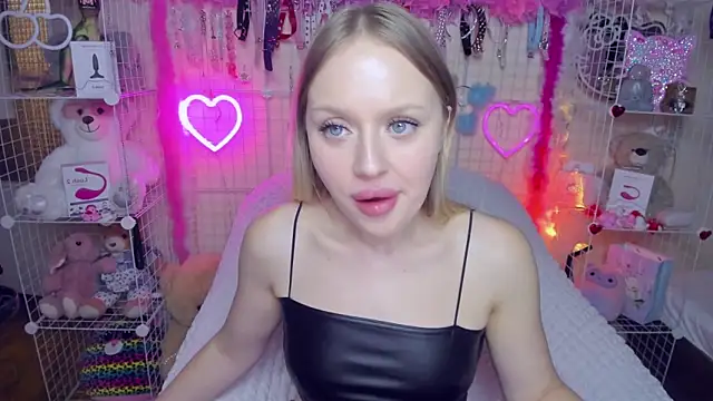 ElinOceanX online show from March 2025 10:48:02 PM