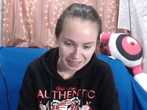 Venusluxodomme online show from March 2026 08:37:02 PM