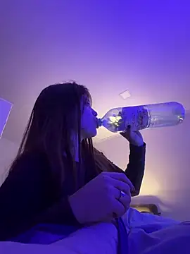 kiarafonseca  online show from April 2026 06:01:01 PM