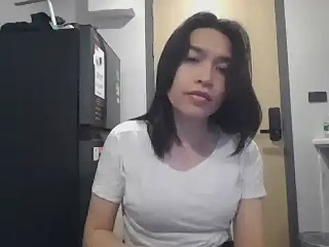 Snapshot of sara_kimoo chatting on January 2025 05:37:01 PM sara kimoo online show from January 2025 05:37:01 PM