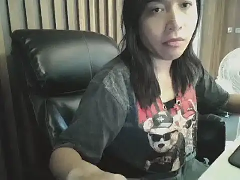 Snapshot of sara_kimoo chatting on March 2025 08:15:02 PM sara kimoo online show from March 2025 08:15:02 PM