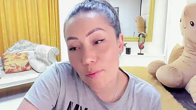 gaby trent online show from December 2024 08:45:01 PM