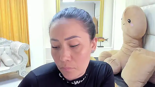 gaby trent online show from January 2025 06:09:01 PM