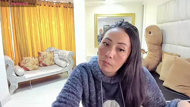 gaby trent online show from February 2025 03:37:02 PM