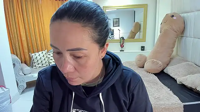 gaby trent online show from November 2025 02:50:01 PM