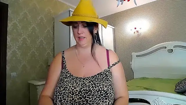 Snapshot of Evelyn_Shy chatting on January 2025 07:09:01 AM Evelyn Shy online show from January 2025 07:09:01 AM