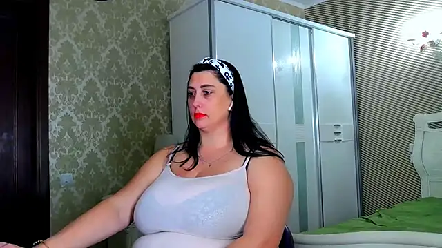 Snapshot of Evelyn_Shy chatting on January 2025 09:59:01 AM Evelyn Shy online show from January 2025 09:59:01 AM