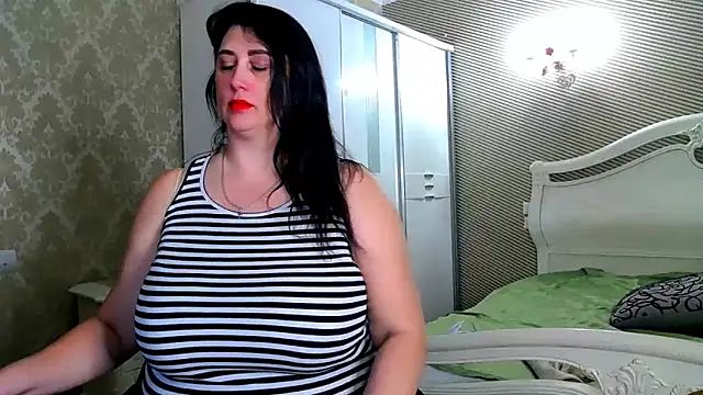 Snapshot of Evelyn_Shy chatting on March 2025 10:05:02 AM Evelyn Shy online show from March 2025 10:05:02 AM