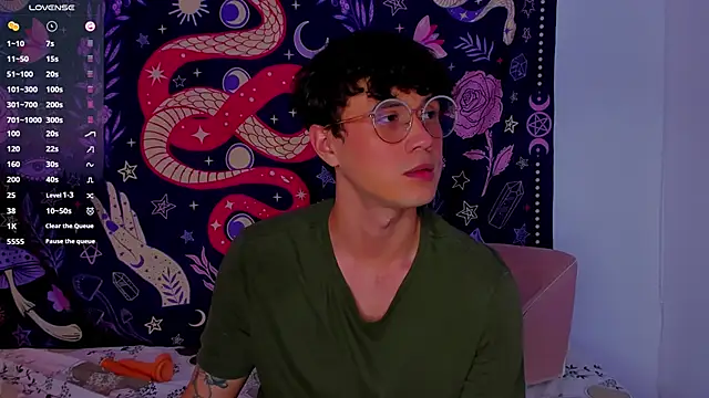 LeaneSeb online show from December 2024 01:47:01 AM