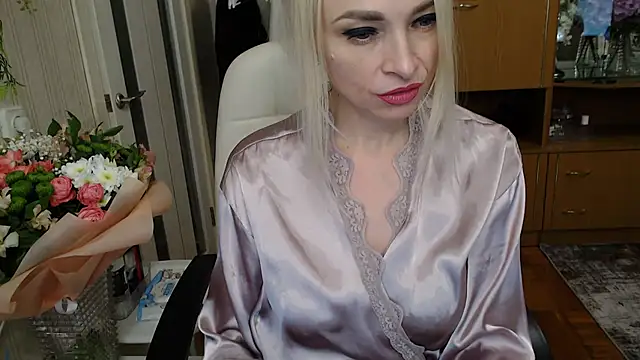 Snapshot of Mika_Passion chatting on February 2025 10:11:02 AM Mika Passion online show from February 2025 10:11:02 AM