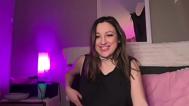 Snapshot of CrazyKittenMeow chatting on February 2025 07:09:02 AM CrazyKittenMeow online show from February 2025 07:09:02 AM