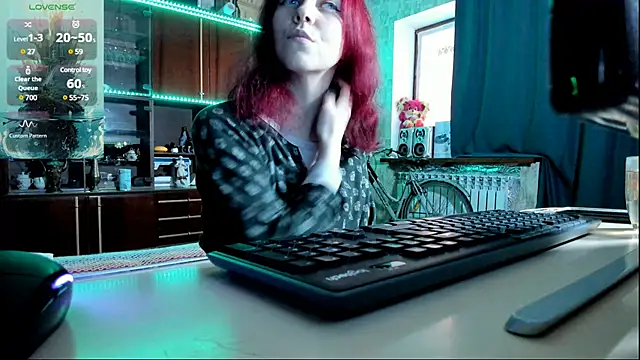 Snapshot of pa1e_pr1ncess chatting on January 2025 11:33:01 AM pa1e pr1ncess online show from January 2025 11:33:01 AM