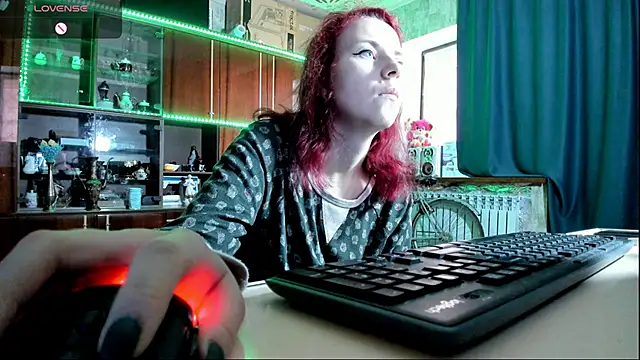 Snapshot of pa1e_pr1ncess chatting on January 2025 07:07:01 AM pa1e pr1ncess online show from January 2025 07:07:01 AM