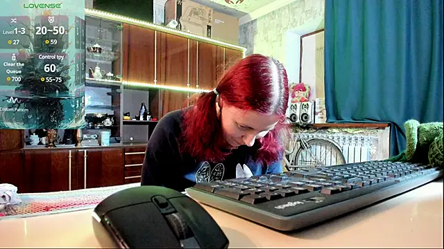 Snapshot of pa1e_pr1ncess chatting on January 2025 06:48:01 PM pa1e pr1ncess online show from January 2025 06:48:01 PM